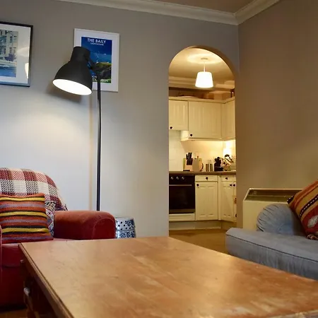 1 Bedroom Flat In Rathmines